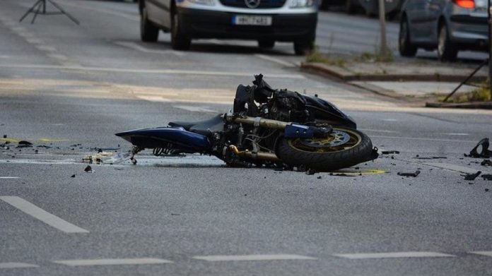 motorcycle-1041070_960_720.jpg