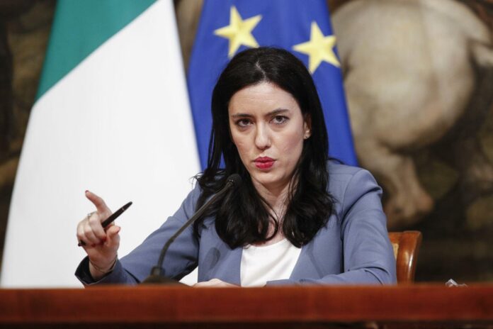 Azzolina