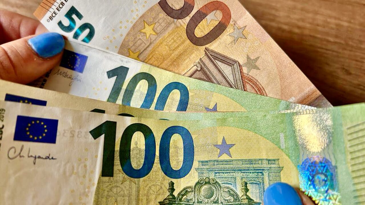 Nuovo Bonus 250 euro: Domande con figli di queste Età - TuttoLavoro24